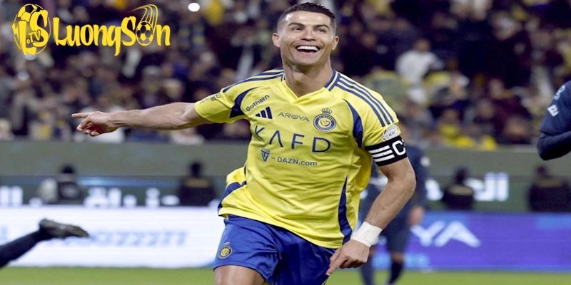 Ronaldo giữ vững phong độ ở tuổi 40