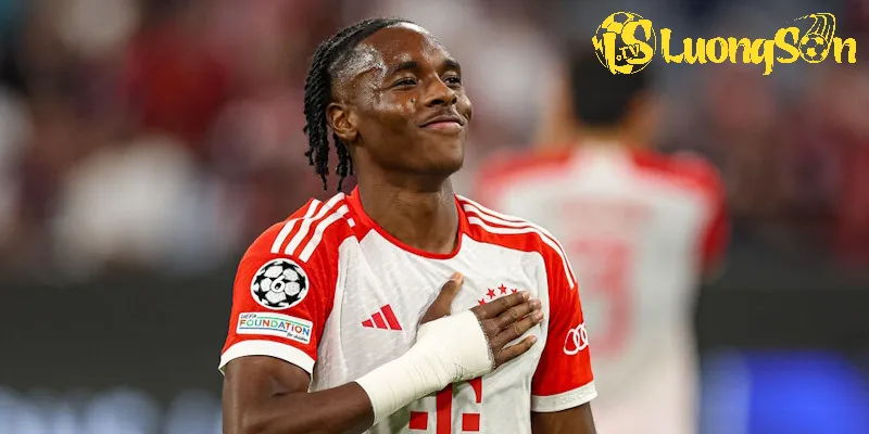 Mathys Tel dù mới 19 tuổi nhưng đã chơi 2 mùa giải cho Bayern Munich 